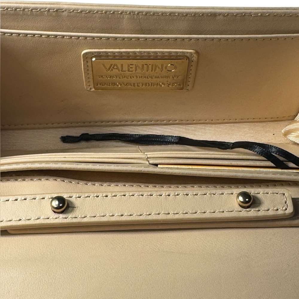 VALENTINO BY MARIO VALENTINO Bianca Leather Continental Wallet removable chain - Picture 8 of 16